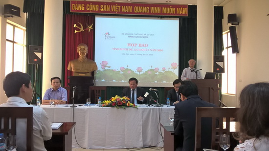 Kiến nghị tiếp tục gia hạn miễn thị thực cho khách Tây Âu vào tháng 6 ảnh 1